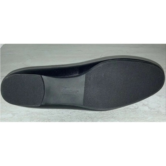 Trotters Delight Black Leather Flats 7.5N - Picture 5 of 5